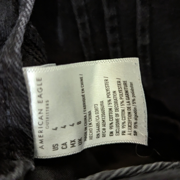 American Eagle Black Denim 5-button Shorts with Belt - Picture 3 of 4